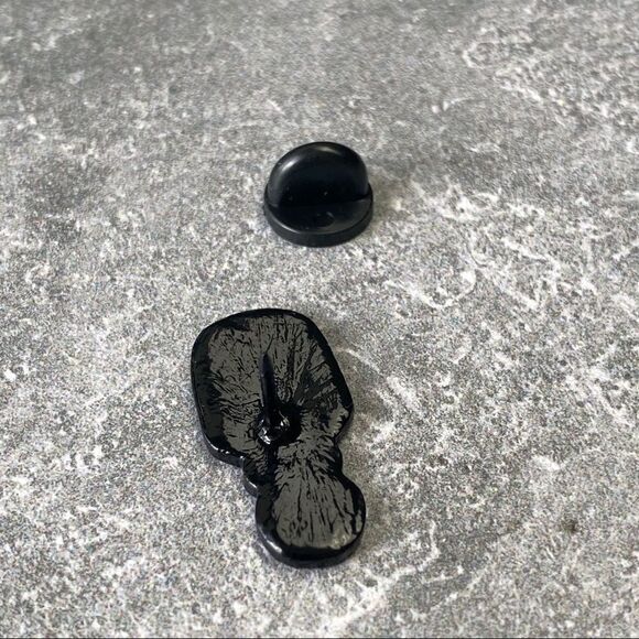 Witch’s Potion Enamel Pin/ Brooch Lapel - Picture 4 of 6